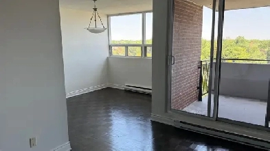 2 bedroom apartment, Burlington downtown