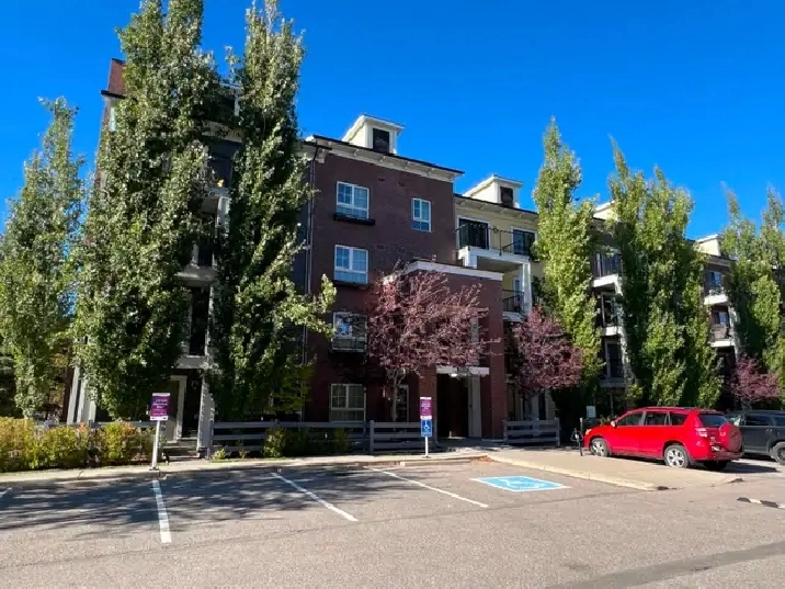 2 BEDROOM/2 BATH/ 2 PARKING STALL CONDO UNIT & STORAGE/NEW PAINT