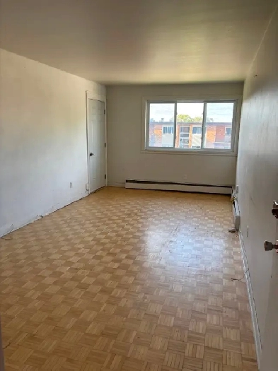 4 1/2 TOUT INCLUS! À Ste-Foy Libre Dès Maintenant