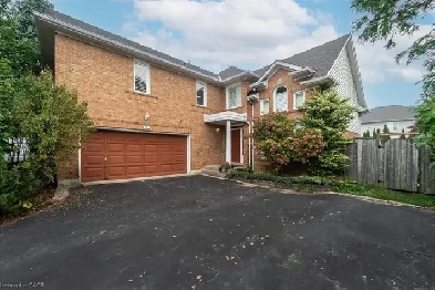 For Rent - 2 Beds 1 Bath