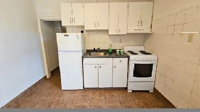 1 Bedroom Apartment in Toronto for Rent - steps from subway