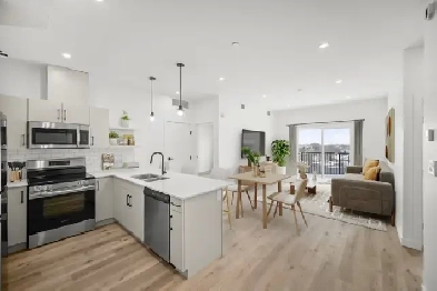 LUXURY 3 bed 2 bath Apartment in the Maples!