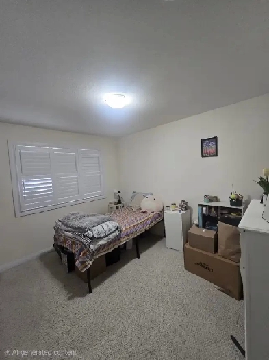 Private Room with parking for girl