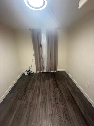 11337-93 St Basement Suite
