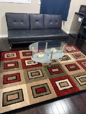 UPPER FLOOR ROOM IN HOUSE  FOR RENT $ 1000 FEMAIL  OR MAIL