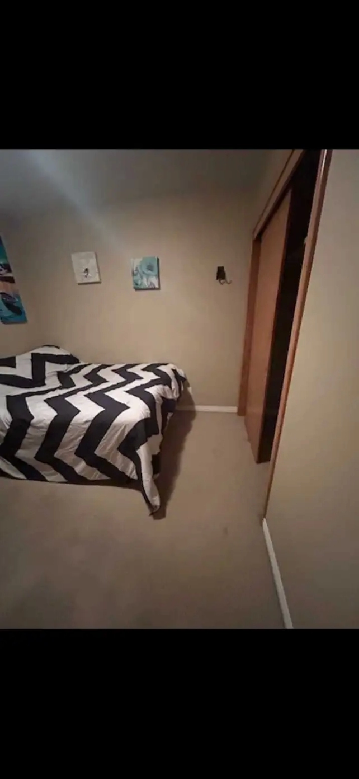 Large room for rent