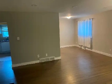 House (Main Level) Rental in Fairview SE Calgary (3 bedroom)
