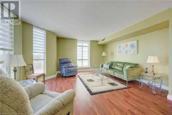 One Bedroom One Bathroom Condo for Rent