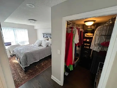 Oct1st,King/John,Ptivate Master Bedroom Bathroom,in3-Bedroom Apt