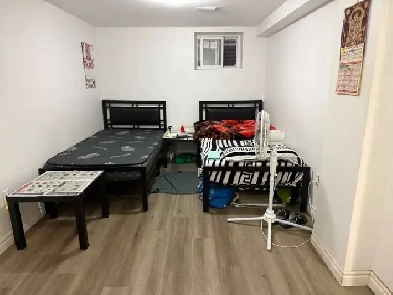 Room for Rent In Scarborough