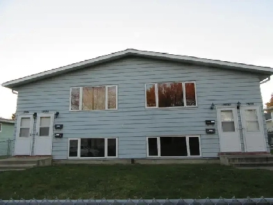 IMMEDIATE 3 BEDROOM AVAILABLE