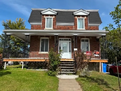 Chomedey Vimont logement à louer .Grand 51/2 au Rez de chaussée