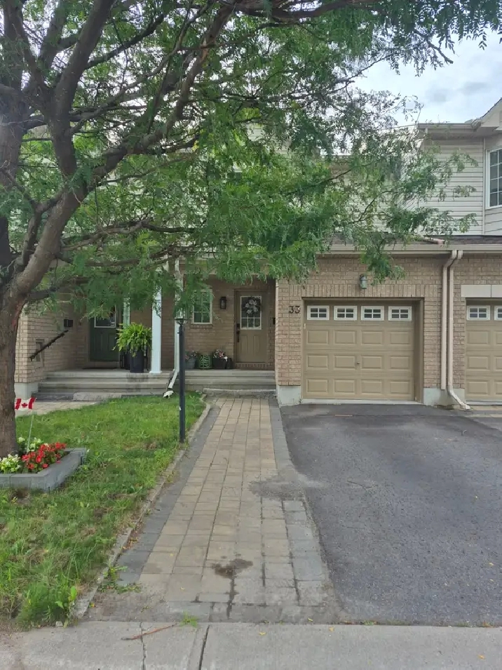 Barrhaven AREA 3 BDR house available from 1st Oct'26 OR Nov'26