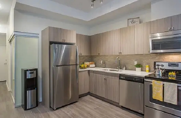 2 den suites at Lynn Creek Apartments - Call Today!