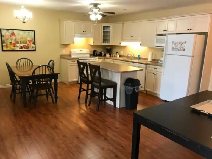 Quiet two bedroom unit with washer and dryer for November 1st