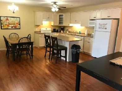 Quiet two bedroom unit with washer and dryer for November 1st