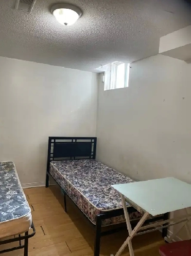 furnished room for rent available now
