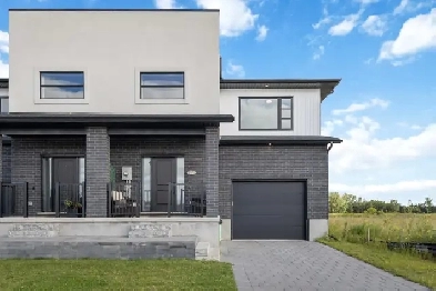 Townhouse for Rent - Royal Magnolia Ave, London, Ontario