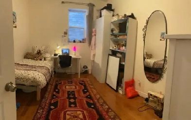 room for rent in Chinatown