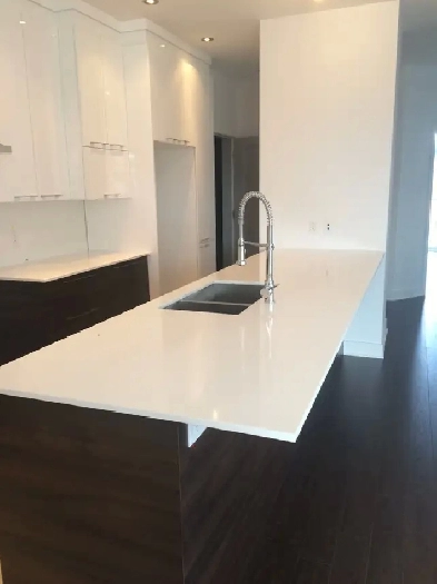Grand condo neuf 4 ½ à louer à Saint-Jean!