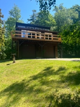 COBOURG COUNTRY HOME FOR RENT