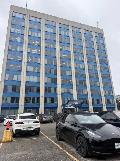 EXECUTIVE OFFICE ROOMS FOR LEASE IN NORTH YORK