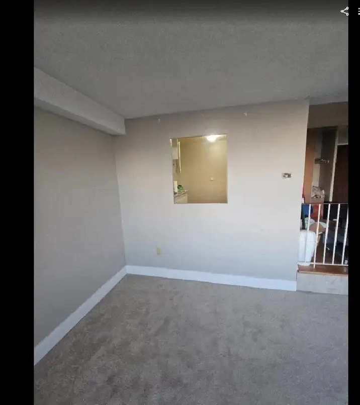 SHORT-TERM SUBLEASE – APT 1 1 – $700/MONTH – WARDEN & FINCH