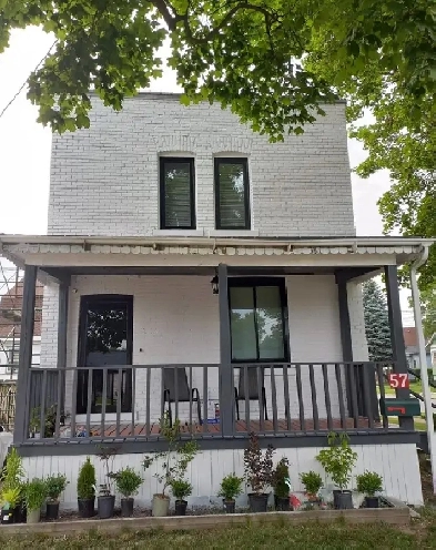 Bedroom Available in Chatham - November 1
