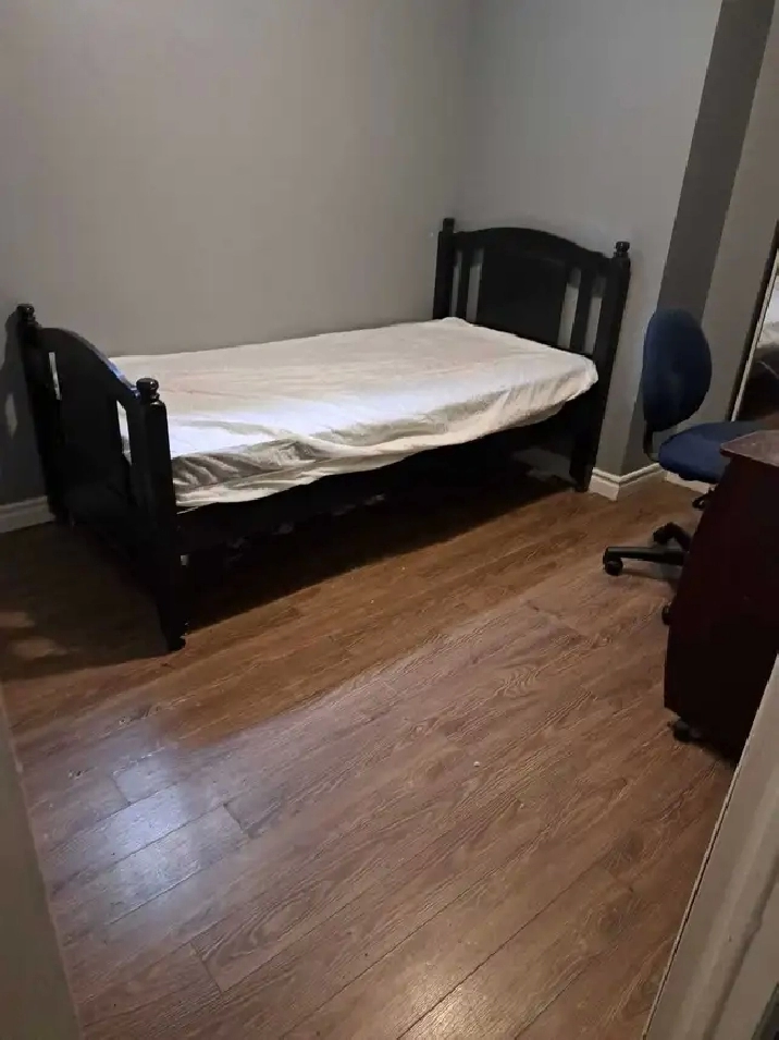 Private Room McMaster Hamilton Now