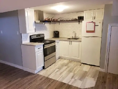 NEWLY RENOVATED  ROOMS FOR RENT STUDENTS  BY ALGONQUIN CARLETO