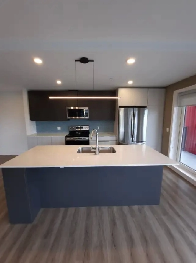 2 Bed   Den $2395 Nov, Dec Heat Water Included Senior Community