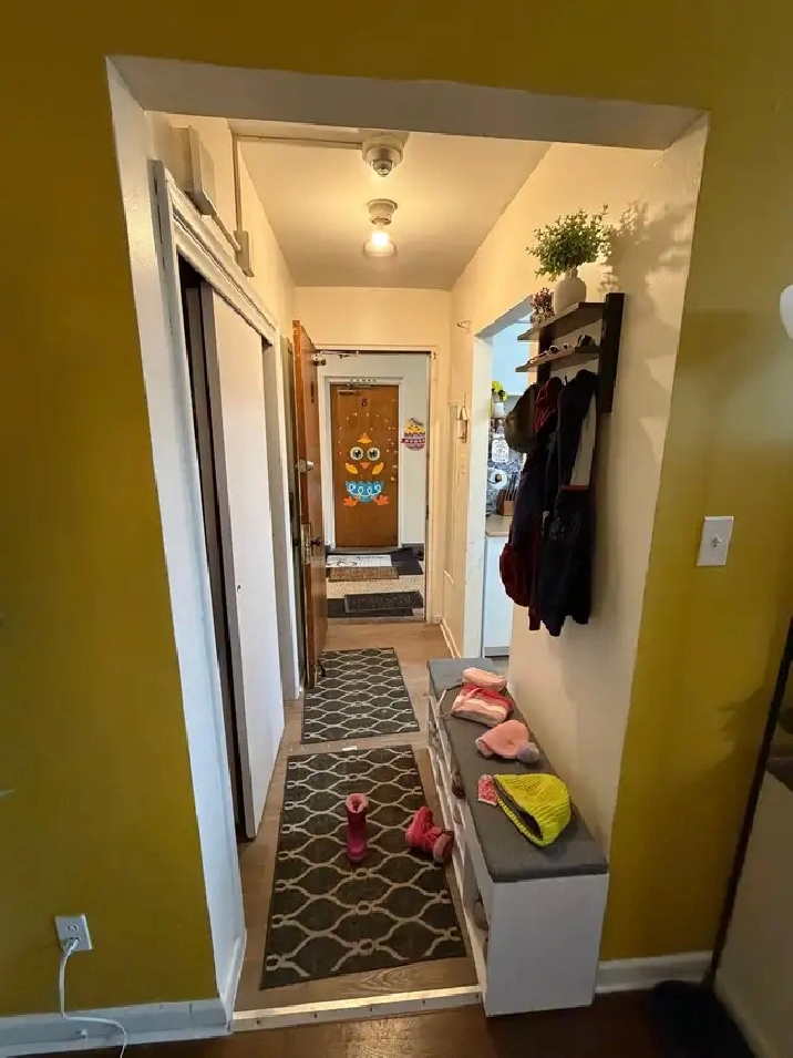 Large nice 2bdrm den balcony Apt for rent, Oct 1, Keele & Wilson