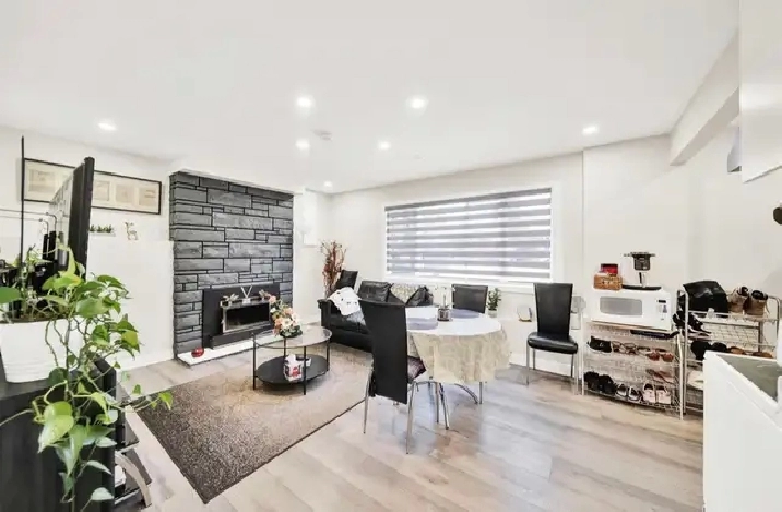 port Coquitlam 3Bed 1Bath Garden Suite Basement $2,500/month