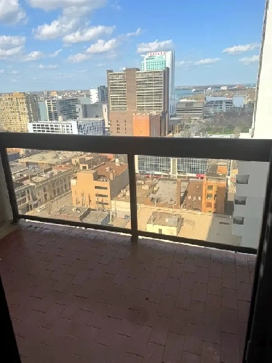 All-Incl. 1 Bed Condo, 20th Floor, Balcony   River View - $1,400