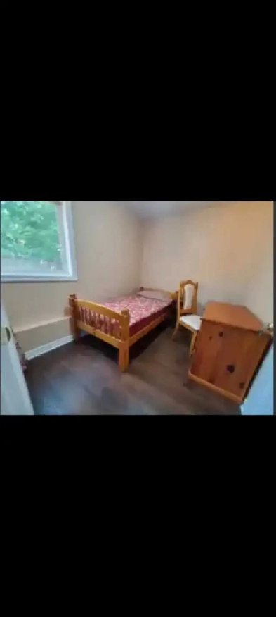 Room in Scarborough for Working Male.