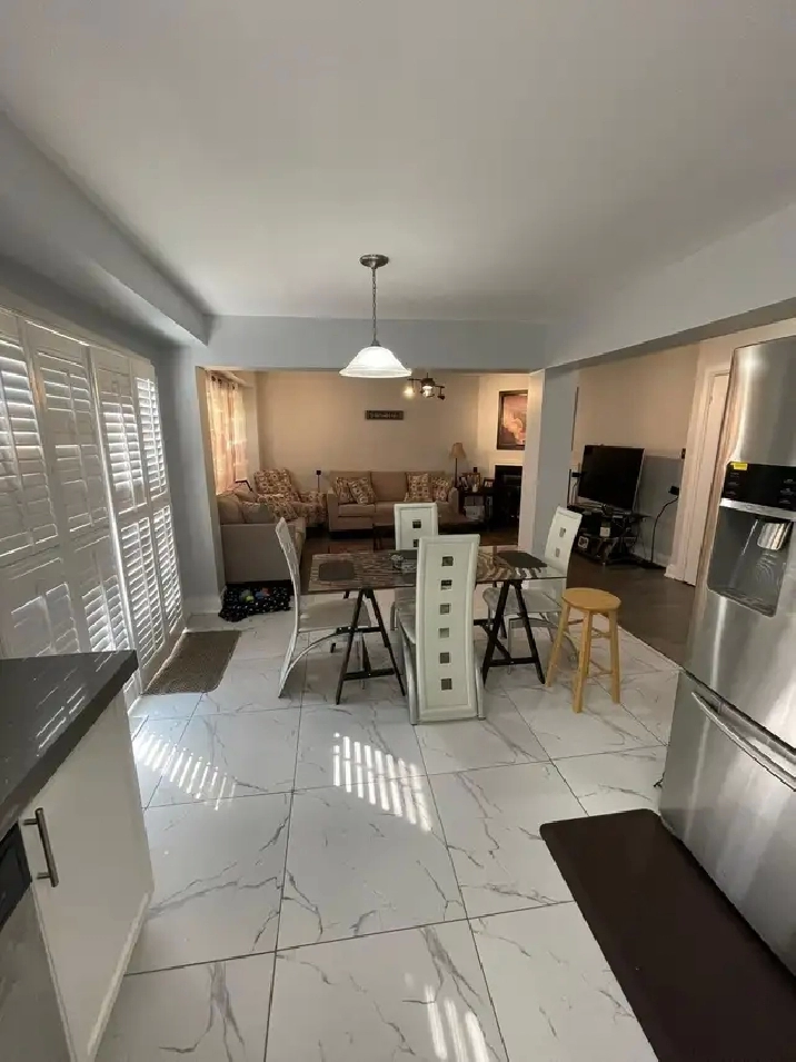 4 Bedroom Upper level housefor Rent Chinguacousy&Sandalwood Nov1