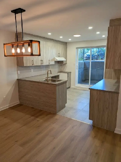 Longueuil Grand 5 ½ disponible dès maintenant