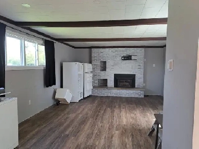 Charming 4 Bedroom Home in Bridgenorth | Sunroom & Gas Fireplace