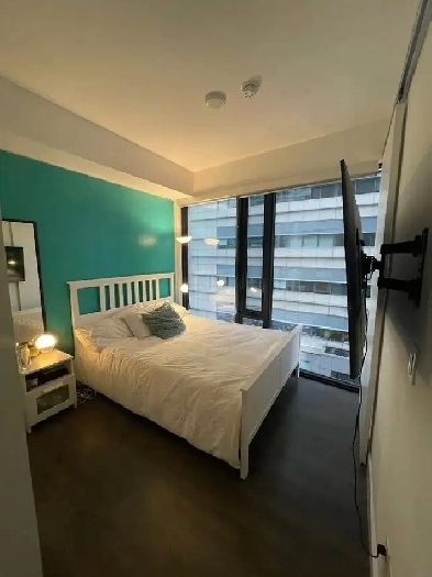 Master Bedroom Ensuite for Rent | Single Occupancy | Downtown To