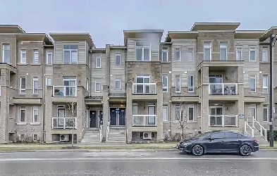 Townhouse for Rent in Pickering near Brock and Taunton