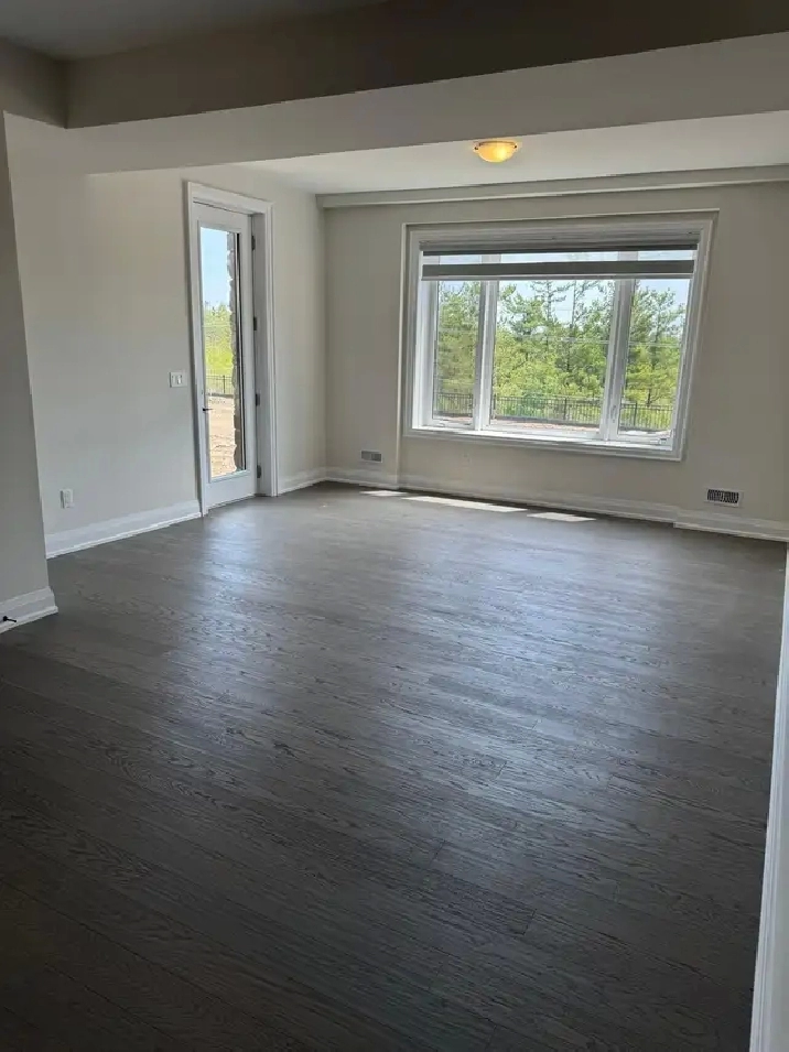 NEW EXTRA LARGE 2BDRM 1.5BATH WALK-OUT BASEMENT APARTMENT $2,450