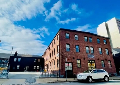 Downtown Office Space for Lease – All Inclusive