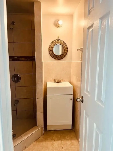 1 Bedroom Basement