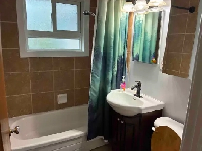 2 Bedroom second floor apartment for rent -Carling & Merivale