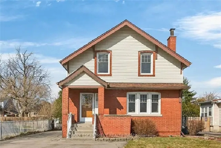 Room for rent - Queensdale and Upper Wellington st Hamilton
