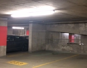 Garage à louer centre-ville Montréal - Édifice Louis Bohème