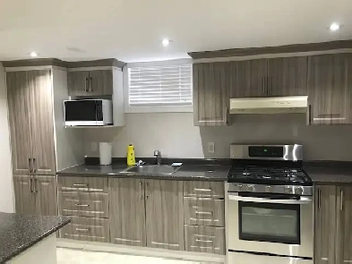 Furnished Room 2 Bed En-Suite With Closet (Shared Kitchen)