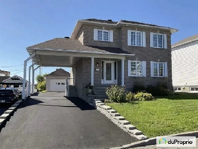 $780,000 - 2 Storey for sale in Charlesbourg