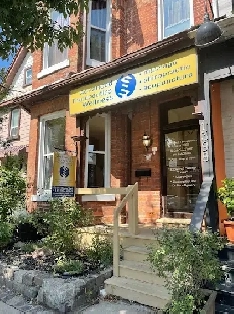 Treatment Room for Rent – Leslieville (Day Blocks)