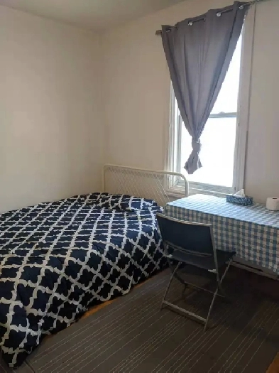 Private room in LASALLE all included with free wifi and laundry